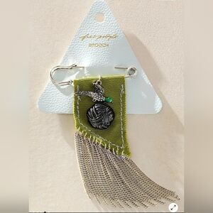 🌟 NWT 🌟 Free People Dutchess Fringe Brooch